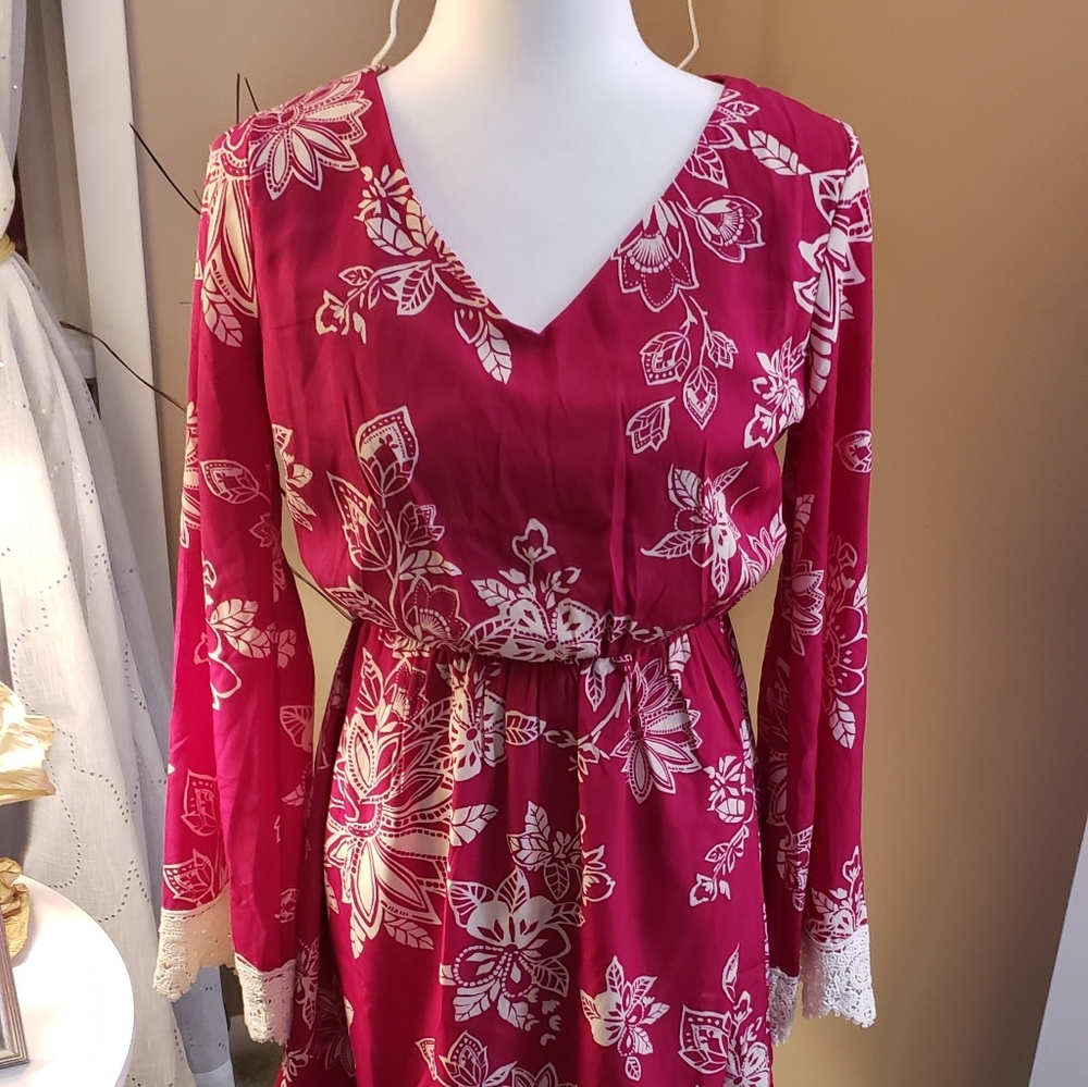 Berry/Cream Floral Print Lace Detail Mini